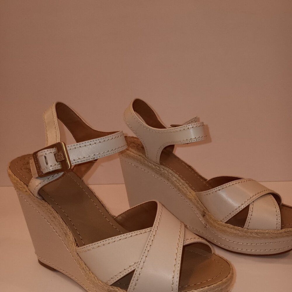 Women's Vince Camuto Wedges- Size 9 -Off White/Ivory/Tan- Preowned
